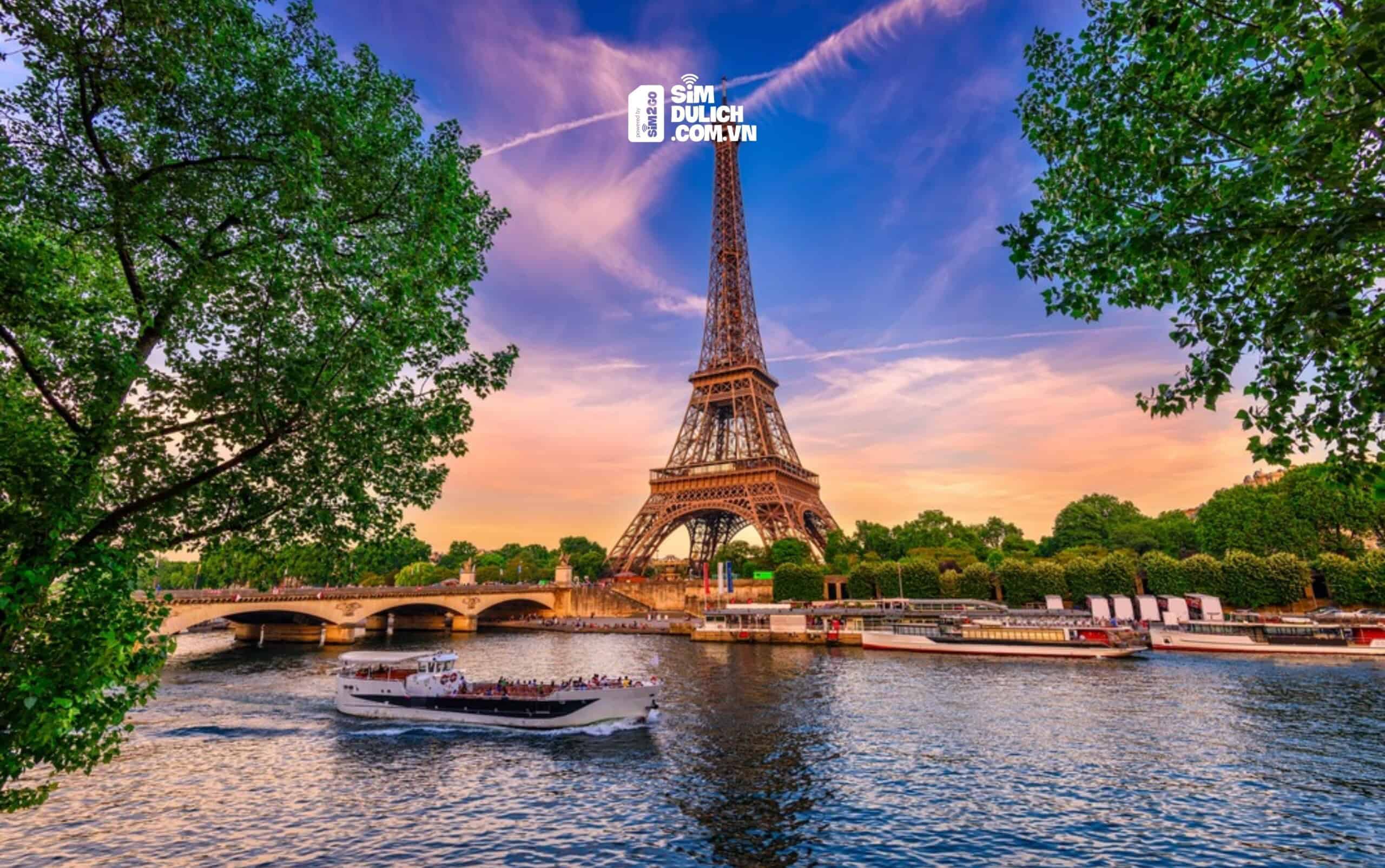 Thap-eiffel-bieu-tuong-cua-kinh-d-anh-sang