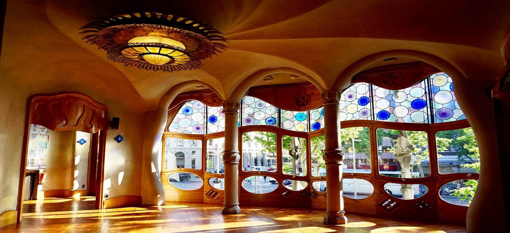 Casa Batllo-Kiến trúc độc đáo nhất Tây Ban Nha