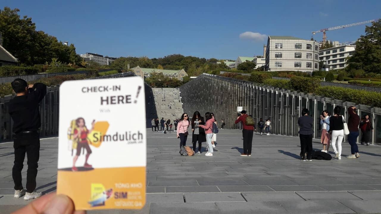 Simdulich.com.vn Check-in tại Đại học Ewha Hàn Quốc